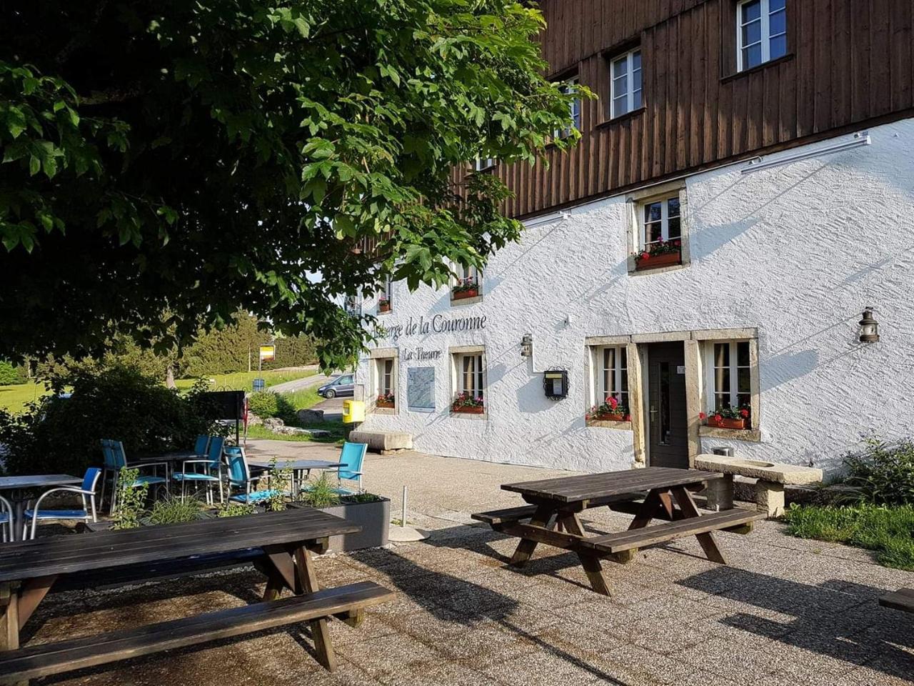 Auberge De La Couronne Saignelegier Exterior photo